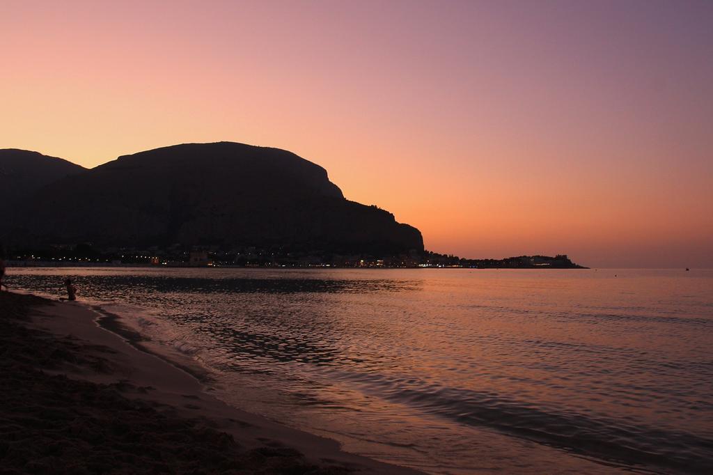 Appartamento La Torretta Mondello Bilik gambar