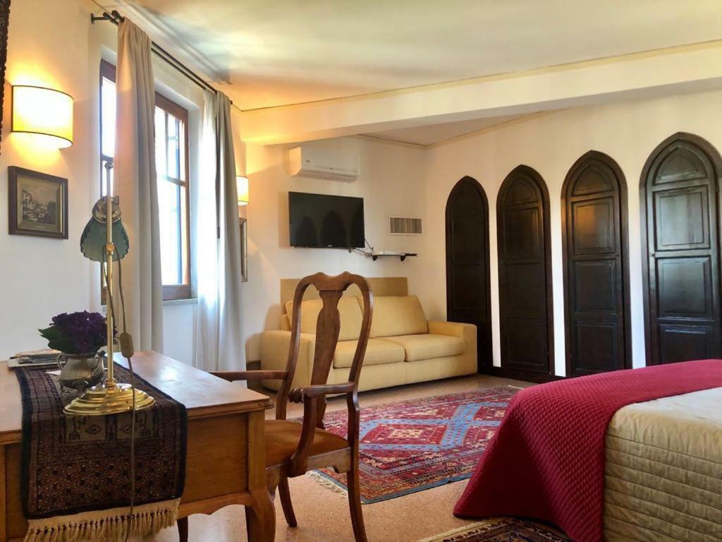 Appartamento La Torretta Mondello Luaran gambar